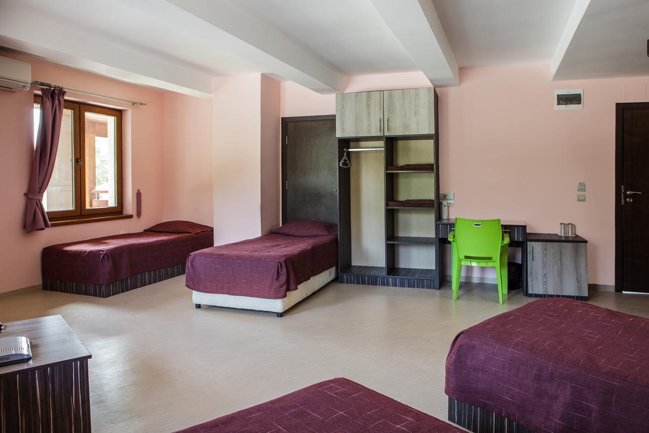 Family Hotel Kipra Eksteriør bilde